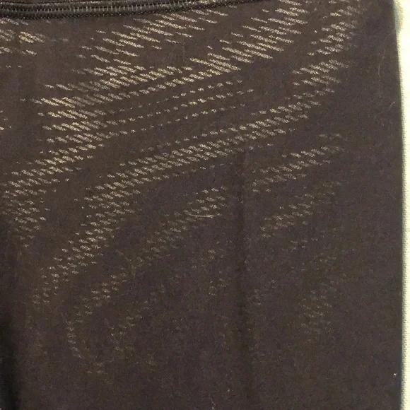 Lululemon leggings size 4 - Picture 4 of 5